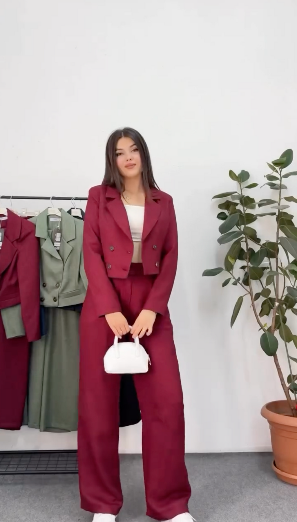 Women’s French Cropped Blazer Set - Linen Fabric