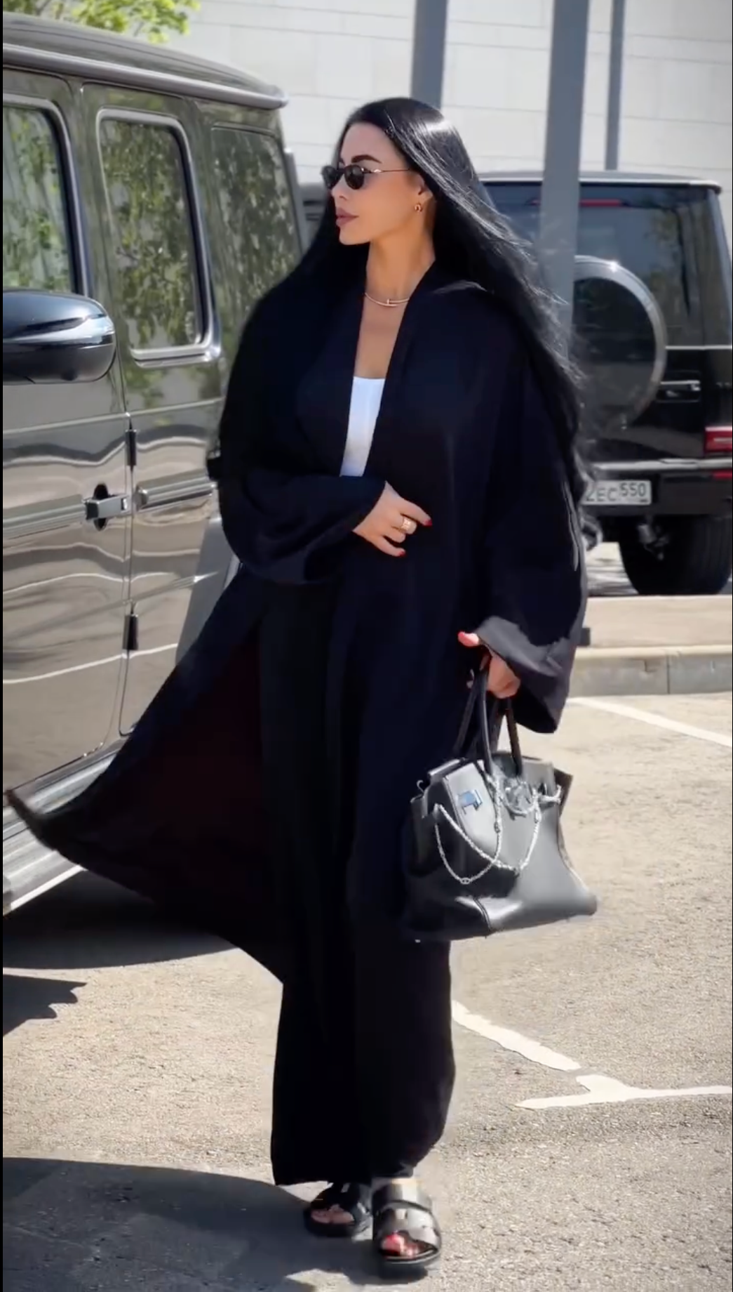 Women Classic Abaya - New Collection